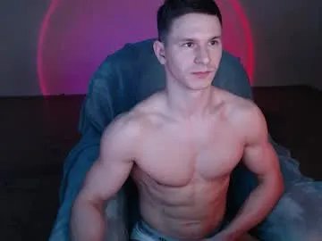 puremenshape from Chaturbate