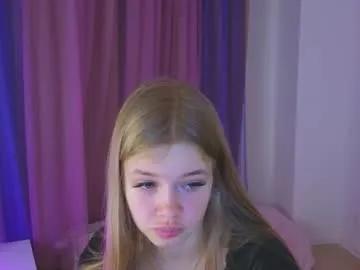 riinaaa from Chaturbate