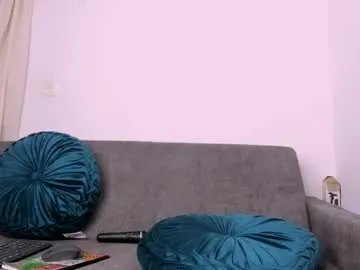 sweet_litle from Chaturbate