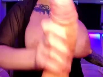 sweetpussy1311 from Chaturbate