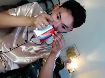 yourdreamboyx from Chaturbate