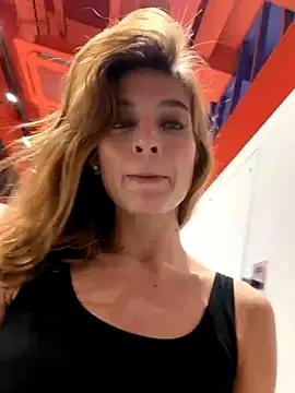 -AngelAri- from StripChat