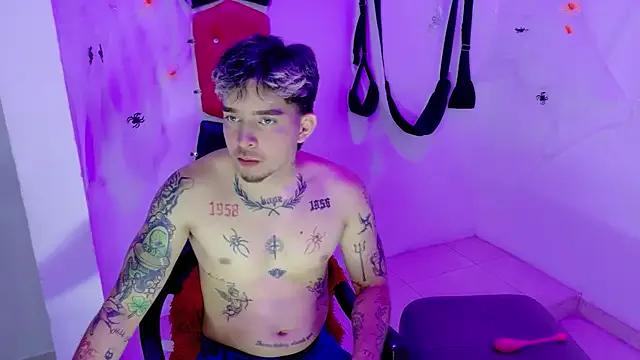 AliceandMax from StripChat