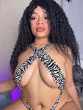 Alyssa_Houston from StripChat