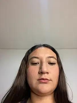 carolinefoox from StripChat