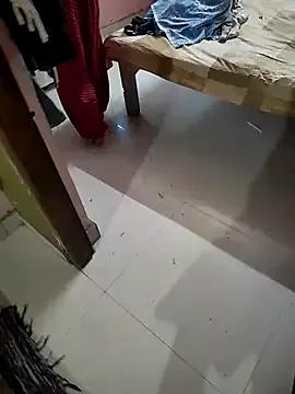 COUPLLE_VILLAGE from StripChat