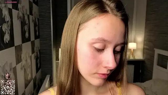 Admire sweet camslut EthalBuffkin EthalBuffkin from StripChat