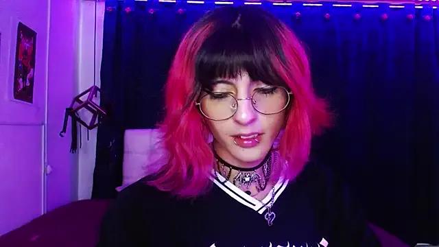 goth_minerva from StripChat
