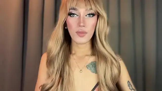 Hotsugarmollyxx from StripChat