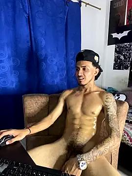 Explore naked model Kriss_Edwards Kriss_Edwards from StripChat