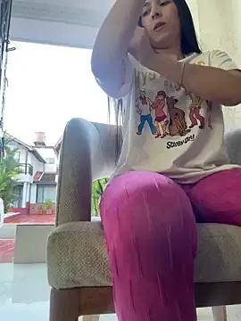 LittleDoll___ from StripChat
