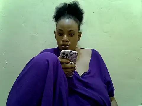 milky_mom from StripChat