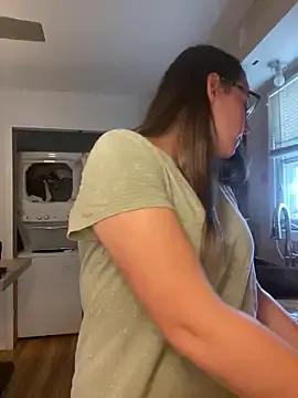 Mommasaurrex from StripChat