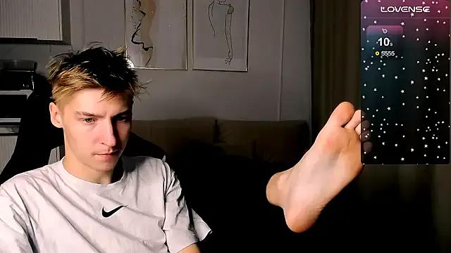 Watch MrSexyCum4U, he wants to masturbate for you MrSexyCum4U from StripChat