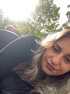 SinfulLovers33 from StripChat