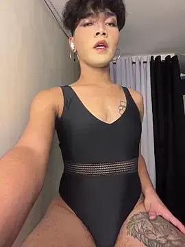 Admire amazing model Sissielil sissielil from StripChat