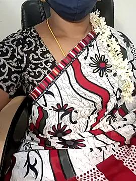 Tamil-hotwife from StripChat
