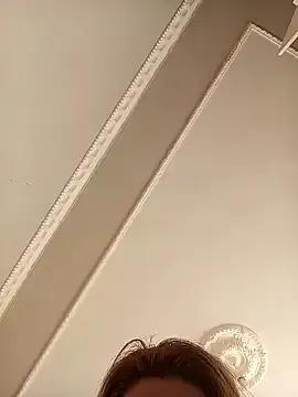 Vezettii from StripChat