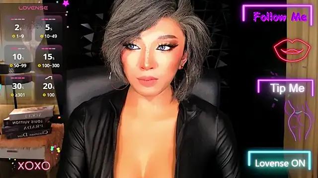 xUrGoddess_Bellax from StripChat